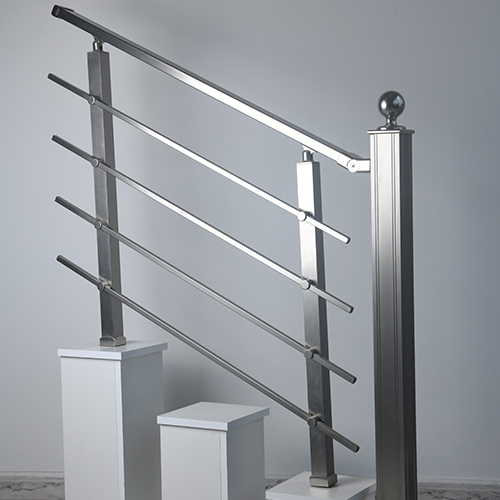 RAMPE D’ESCALIER BARREAUX